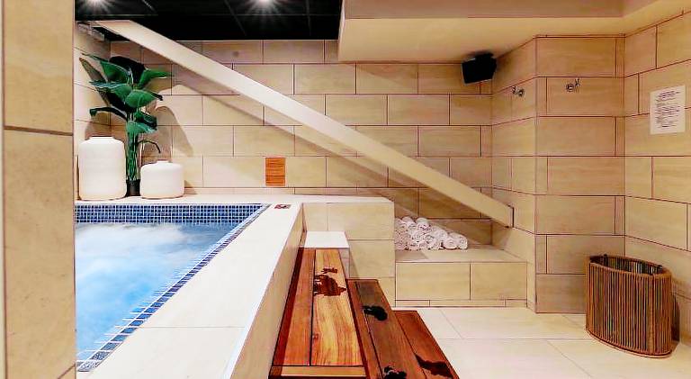 Keystone Hotel & Spa in Venissieux