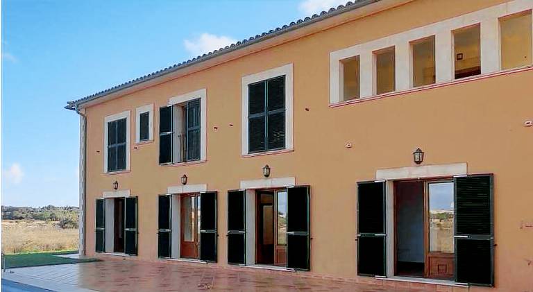 Rental apartment with pool — photo 2