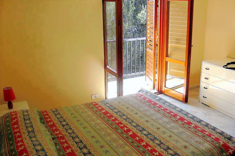 Nice and cozy attic overlooking the sea, Villa Cecilia ap 3 — photo 5