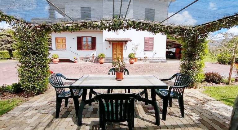 House with 2 rooms for 5 persons — photo 4