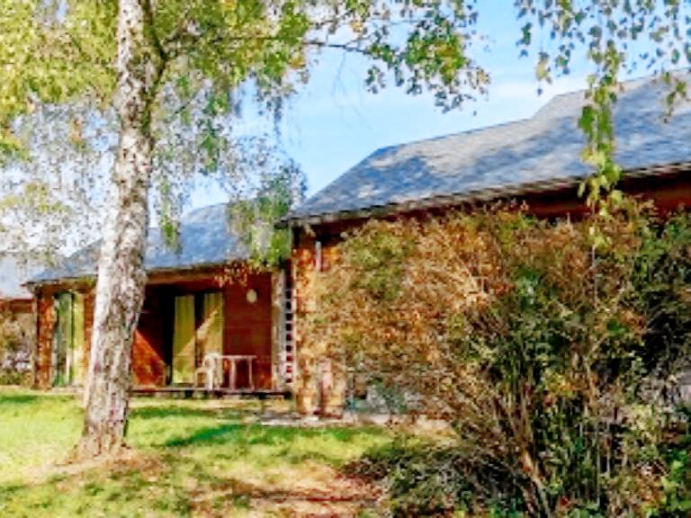 Chalet with heated pool & terrace — photo 4