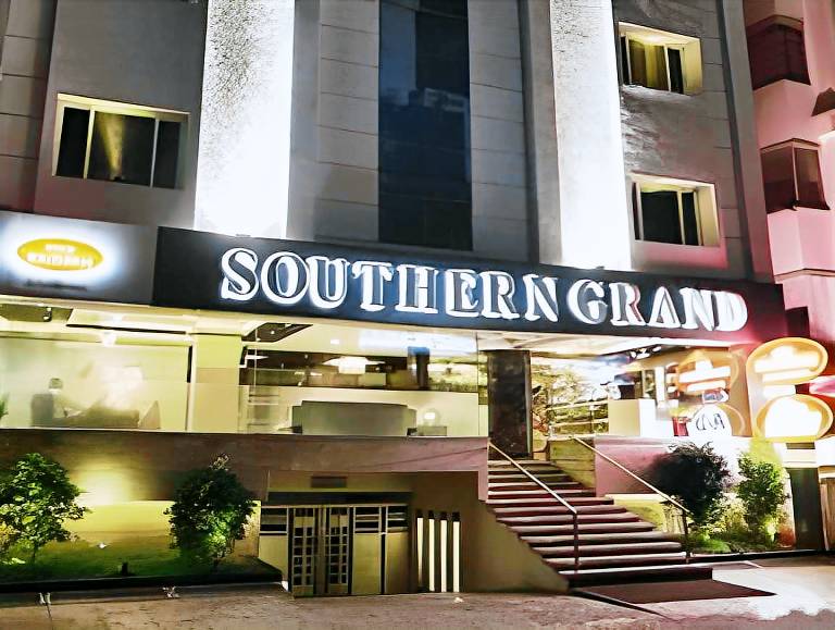 Hotel Southern Grand
