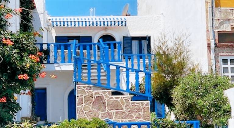 Serviced apartment with terrace & garden in Ierapetra
