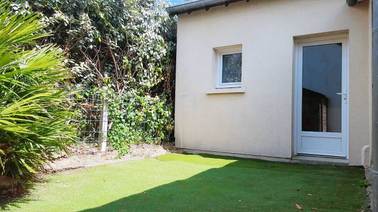 Vacation home with yard & BBQ | Sea view — photo 3