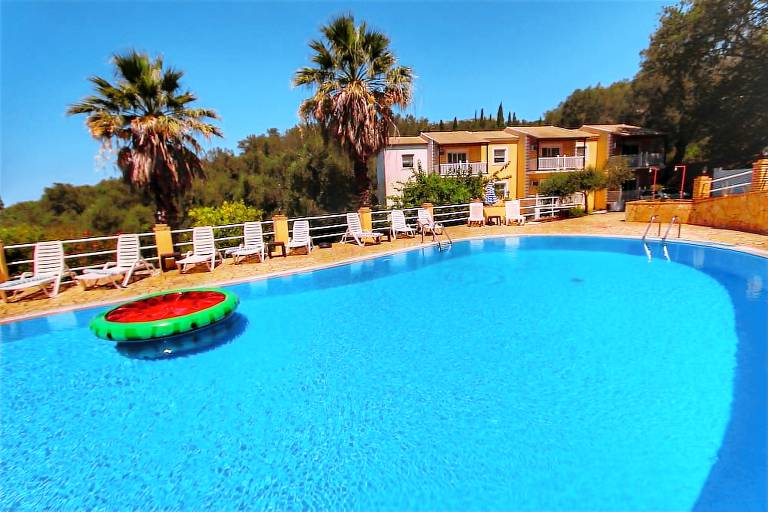 Accommodation  Liapades