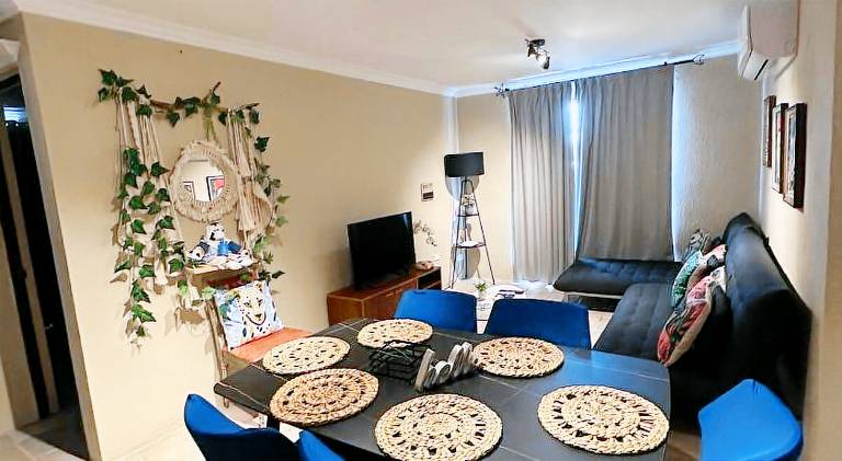 Apartment with pool — photo 5