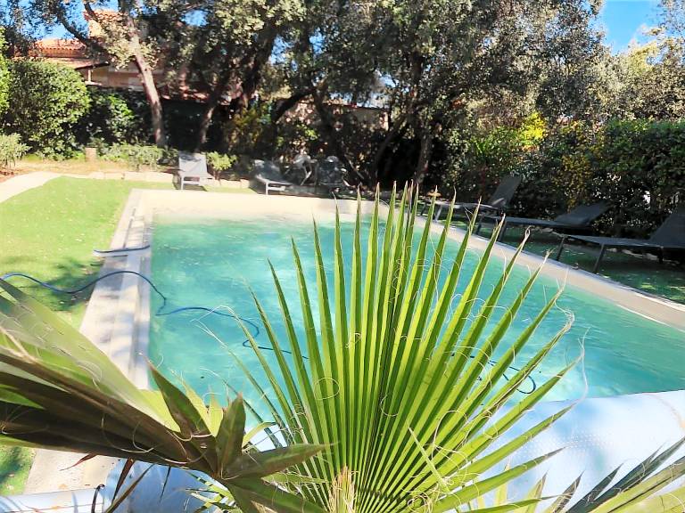 Villa  Castries