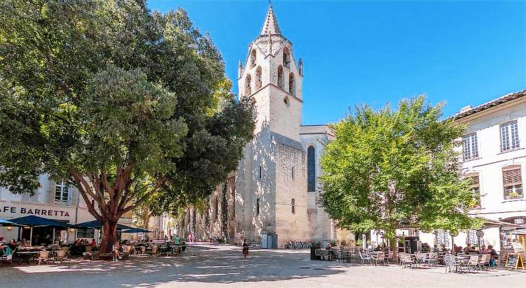 Holiday apartment | Close to Popes' Palace — photo 5