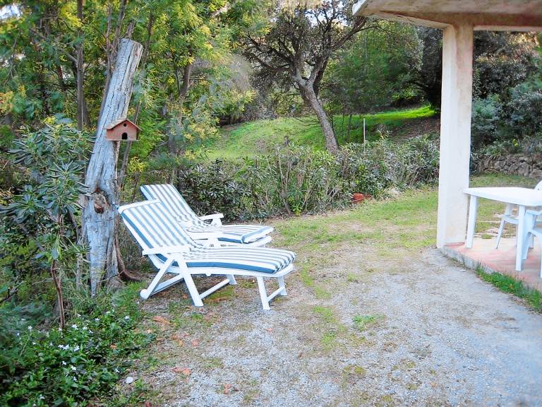 Ground Floor Villa with Terrace, Garden, and Parking in Super Cavalaire in Cavalaire-sur-Mer
