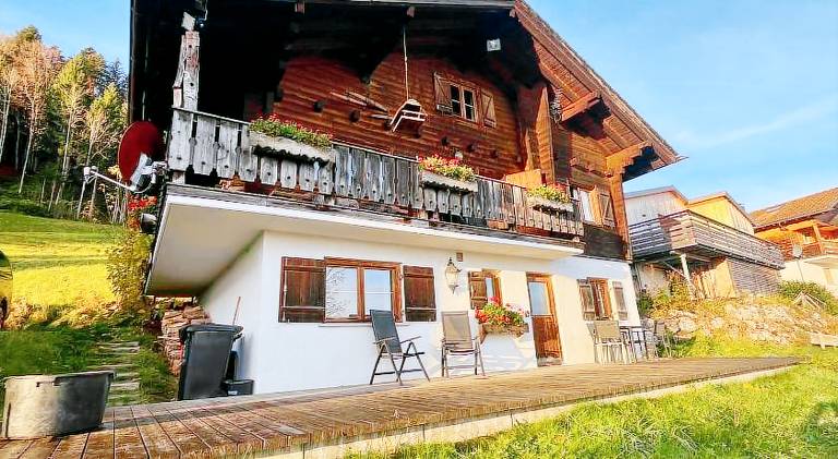Rental apartment with yard, patio & grill in Bregenz