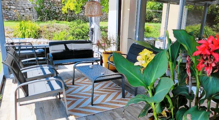 Villa with barbecue, private pool & patio | Good for workation — photo 3