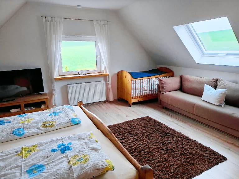 Child-friendly rental apartment with patio & barbecue | Pets are welcome — photo 5
