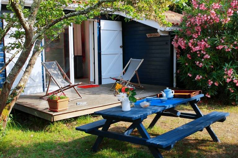 Vacation home with fast internet, garden & patio | Garden view | Suitable for remote work in Dax