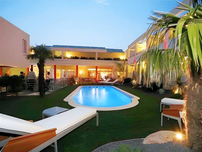 Logis Hotel La Fauceille in Perpignan