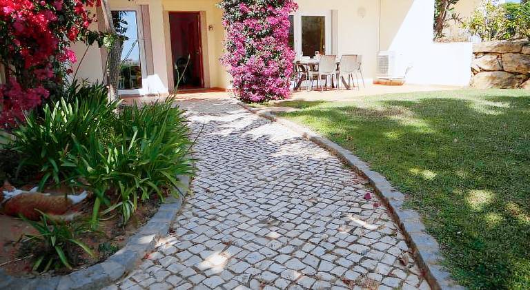 Fully equipped ample apartment with garden, private pool & patio | Next to the beach | Suitable for remote work | Dogs allowed — photo 5
