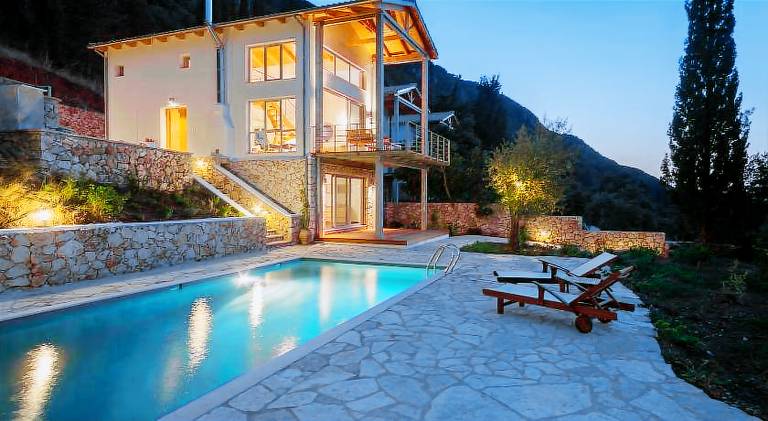 Villa with garden, terrace & private pool in Lefkada