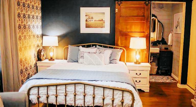 Taylor Creek Lodge in Gold Beach, OR