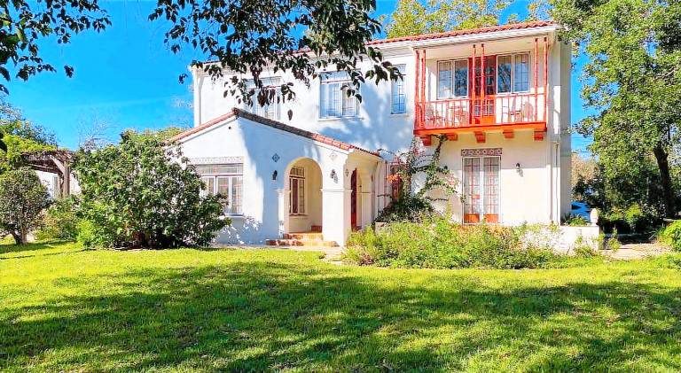 436 m&sup2; Ferienhaus