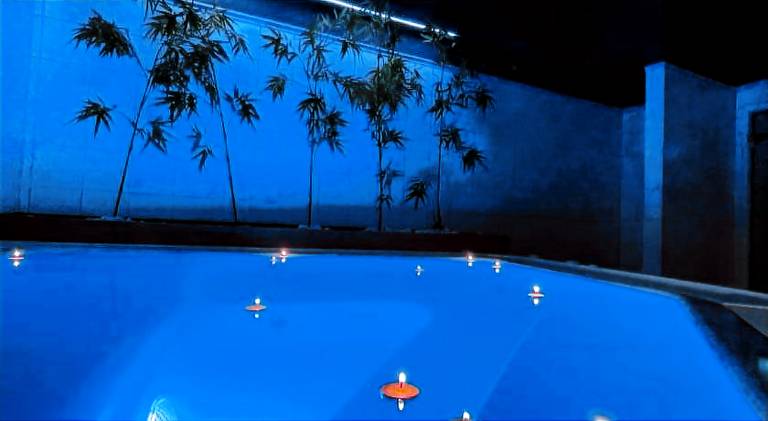 Serviced apartment with jacuzzi, patio & sauna — photo 5