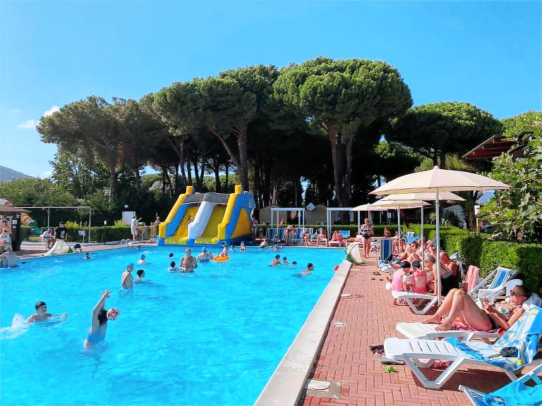 Cinque Terre 6 person campsite chalet 326 near sea — photo 3