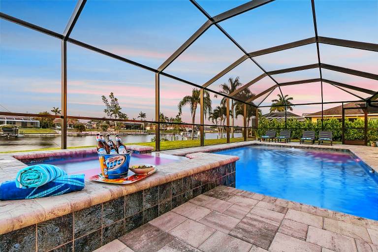 242 m&sup2; Ferienhaus