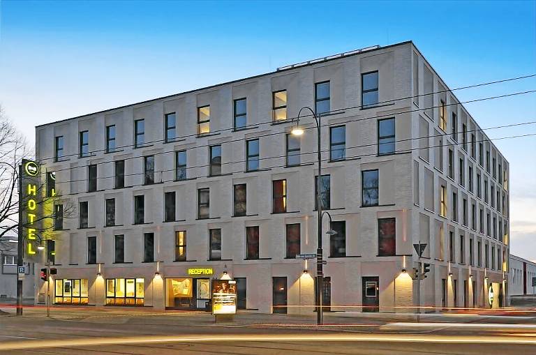 B&B HOTEL Magdeburg-City — photo 4