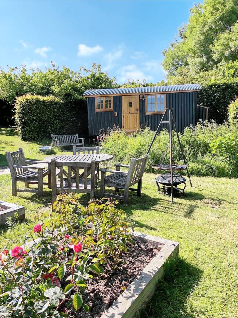 Cabin  Broad Oak