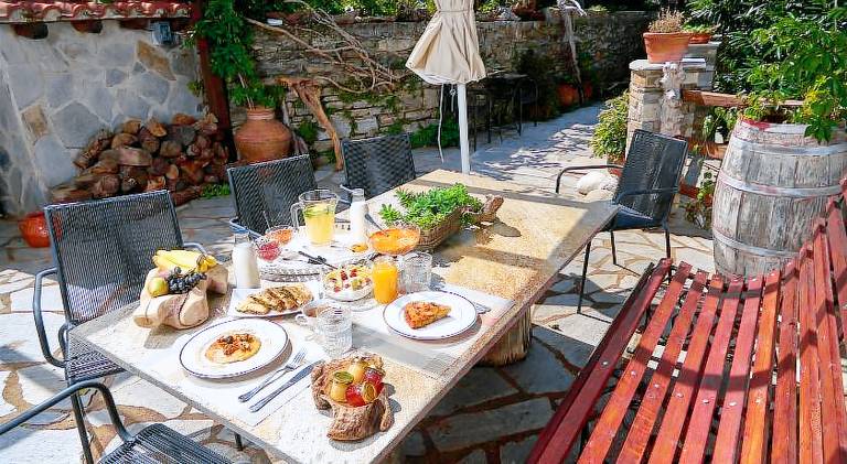 Vacation home with terrace & garden | Pet-friendly — photo 3