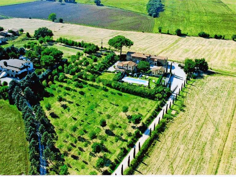 Wohnung in Castiglione Del Lago mit Garten, gemeinsamem Pool und Grill — photo 3
