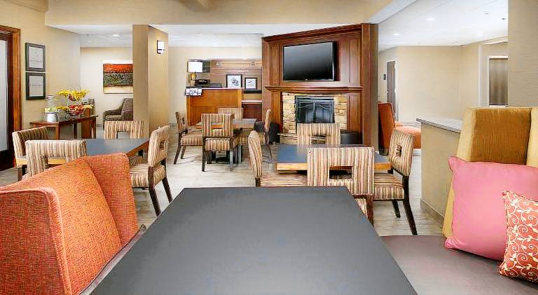 Hampton Inn by Hilton Rochester/Greece — photo 3