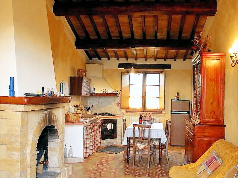 Fully equipped vacation home with barbeque, yard & private pool | Pets allowed — photo 5