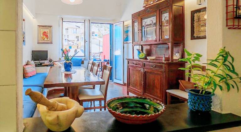 Rental apartment with patio — photo 3