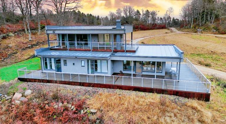 House with 3 rooms for 6 persons in Uddevalla