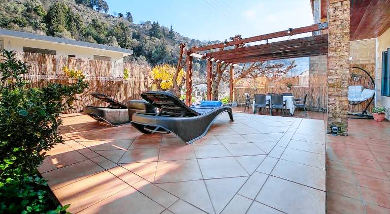 Fully equipped lovely vacation home with jacuzzi, garden & barbeque | Suitable for remote work | Pets are welcome — photo 3