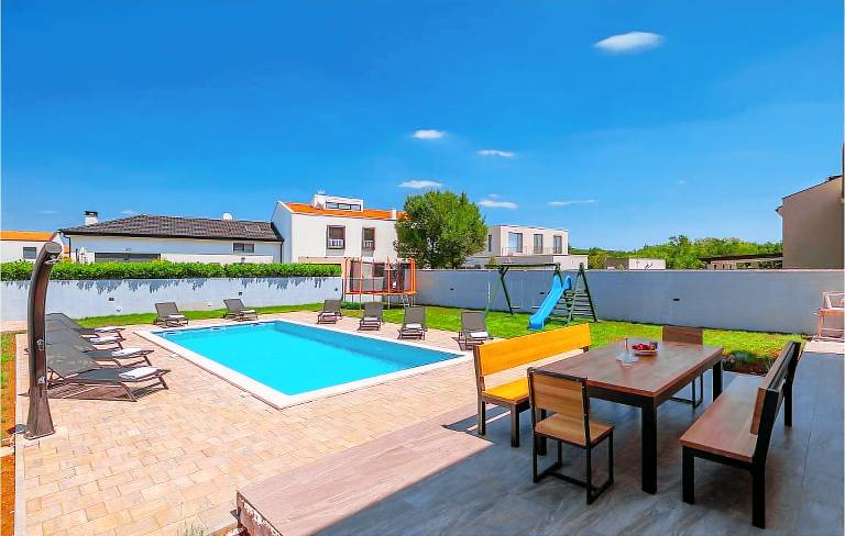 Maisonette  Bale