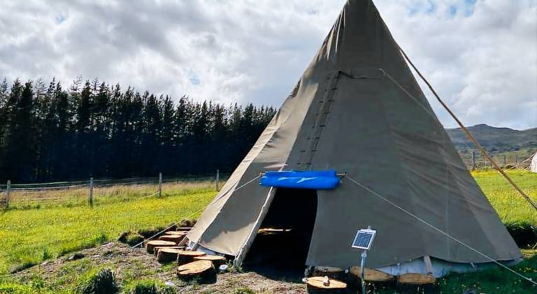 25 m&sup2; Zelt