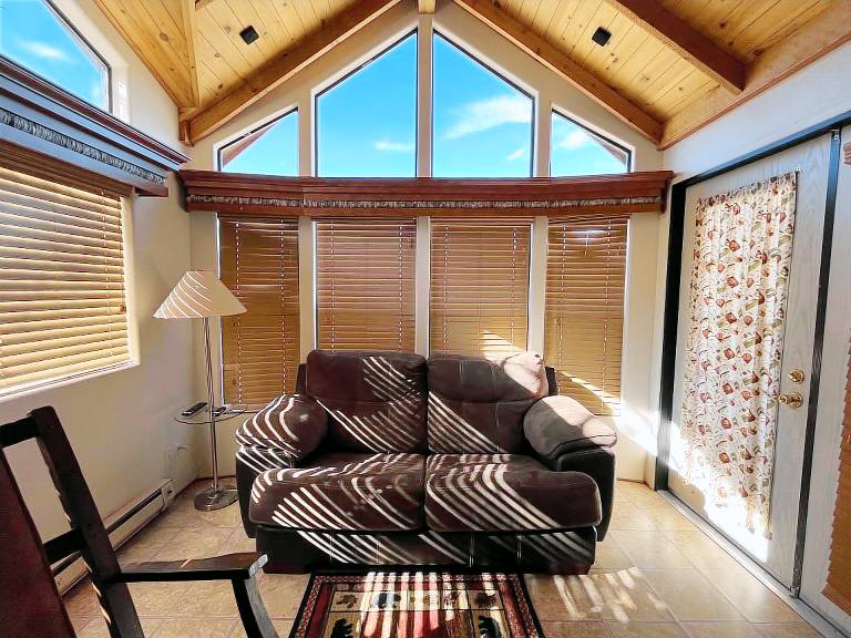 Cabin  Almont