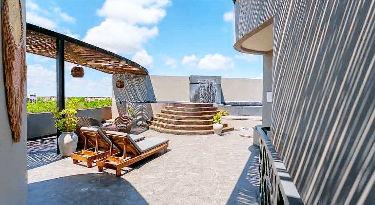 House with pool & sauna — photo 4