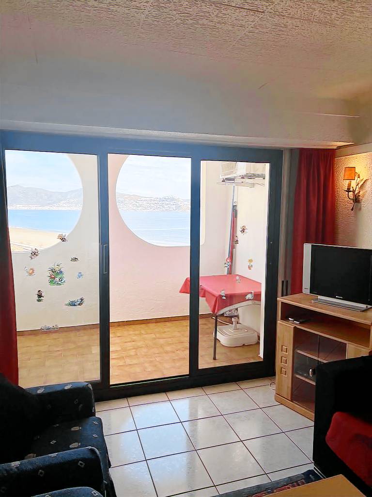 Holiday apartment with patio | Sea view — photo 5