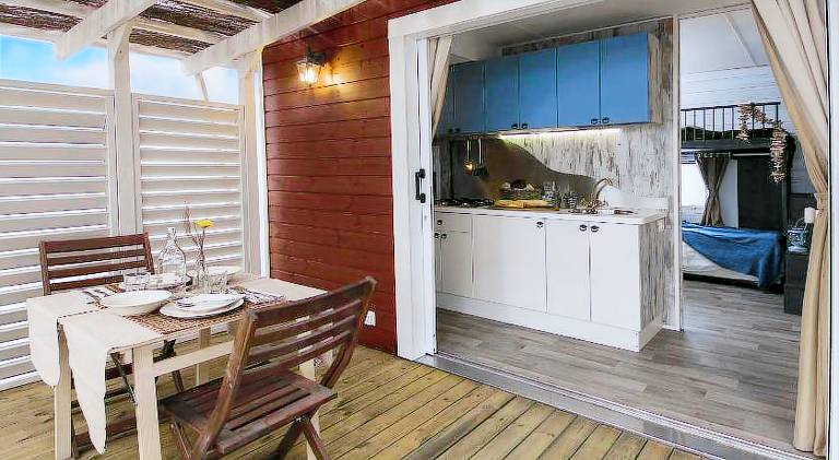 Farm with pool, garden & hot tub | Pets are welcome — photo 2