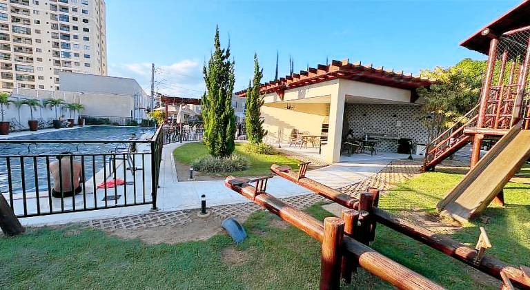 Apartment with pool — photo 4
