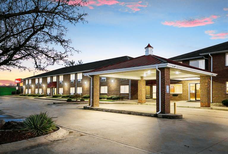 Red Roof Inn Lawrenceburg — photo 2