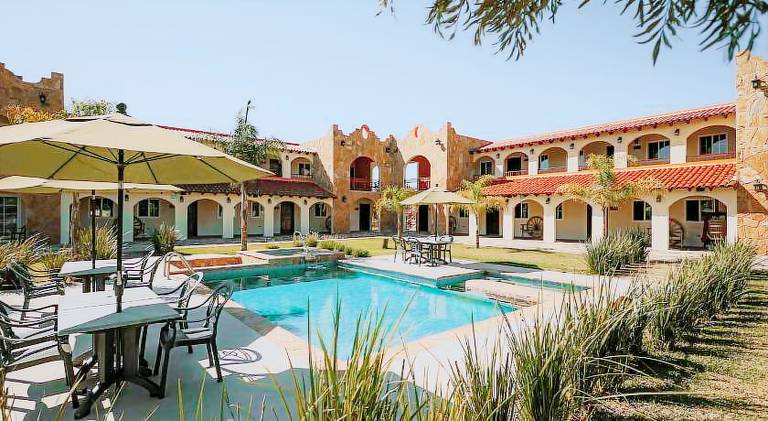 Hacienda Los Olivos Valle de Guadalupe