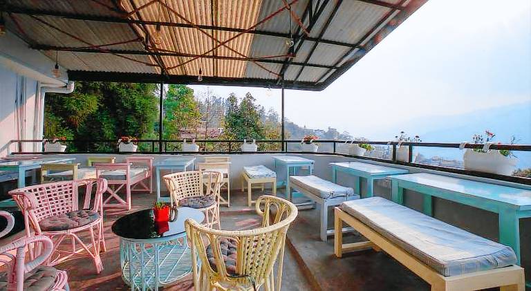 Tag Along 2 0 Hostel Gangtok — photo 2