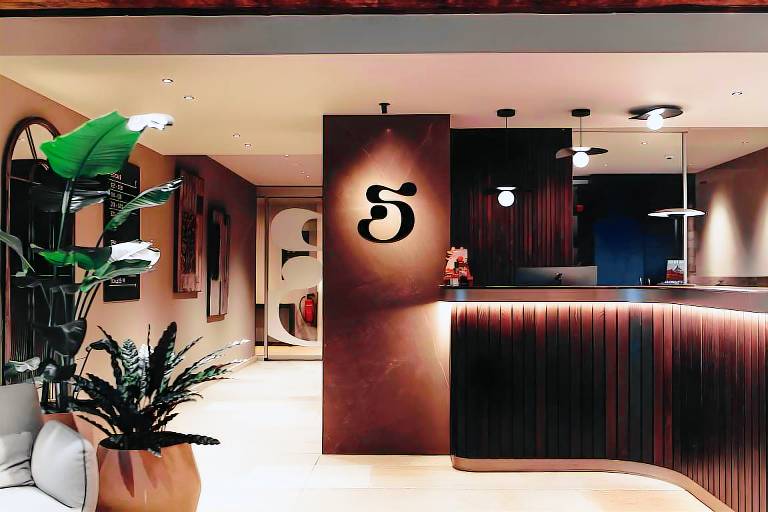 SCHLOSS Zermatt - CBD & Adaptogenic Spa Hotel — photo 4