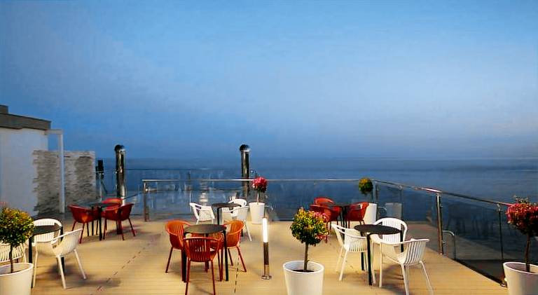 Lovely holiday apartment with pool | Next to the beach | Pets are welcome — photo 5