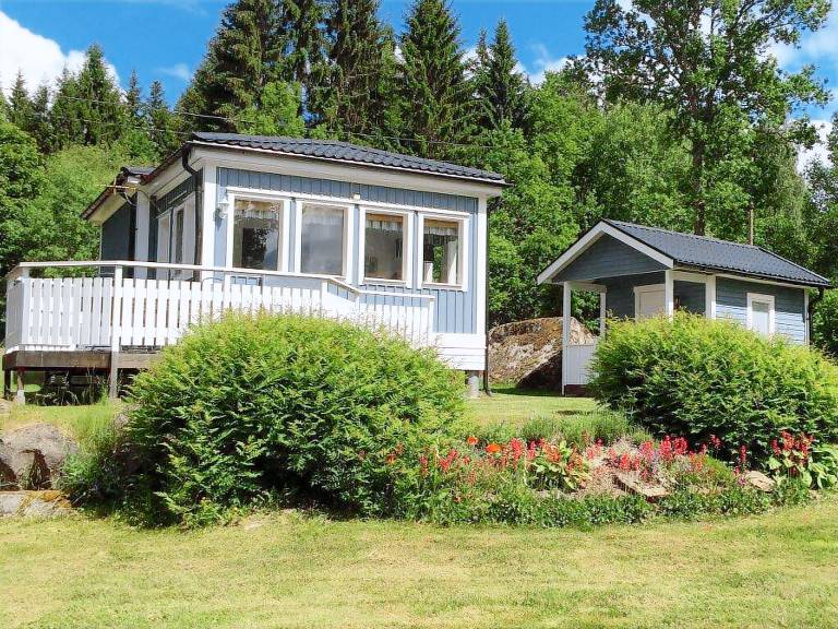 Awesome home in J&auml;rnforsen with 2 Bedrooms