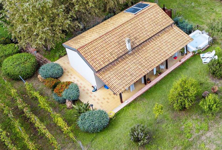 Child-friendly nice villa with barbeque, jacuzzi & private pool | Nature view | Pets allowed — photo 2