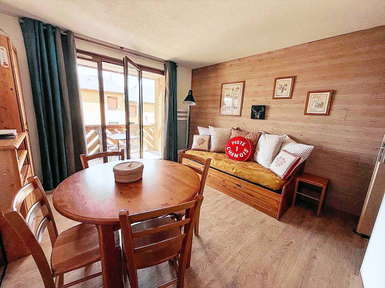 Rental apartment with fast internet | Mountain view in Foix