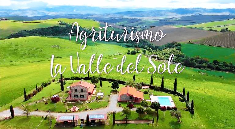 Lovely farm with pool, garden & barbeque | Pets are welcome in Castiglione d'Orcia